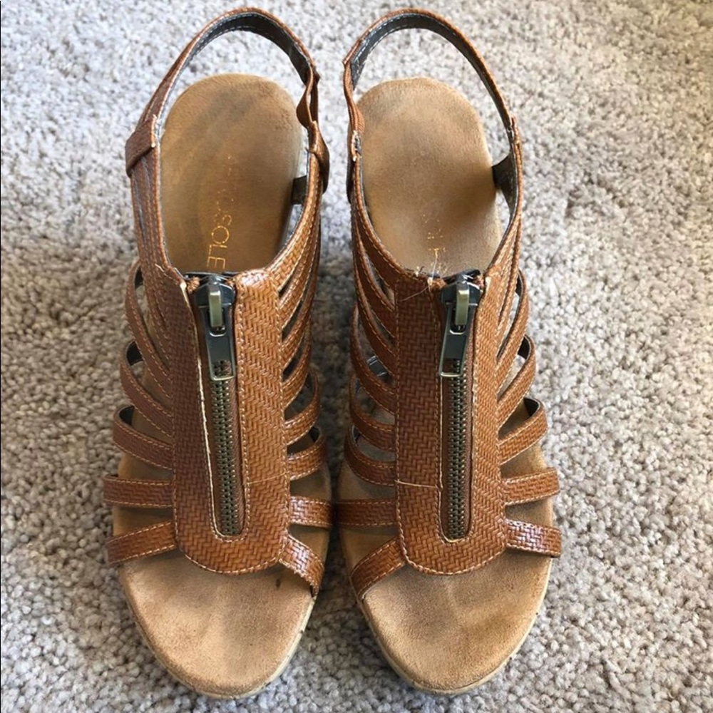 Aerosoles gladiator wedge sandals